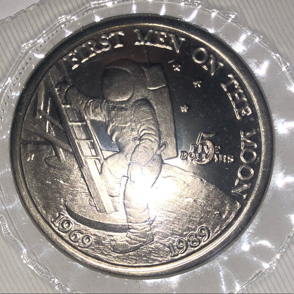 FIRST MEN ON THE MOON $5 COMMEMORATIVE COIN SILVER - Picture 8 of 11